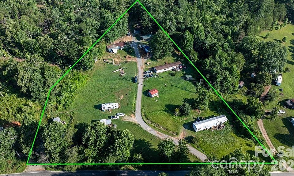 1st image of 14 Calhoun Dr