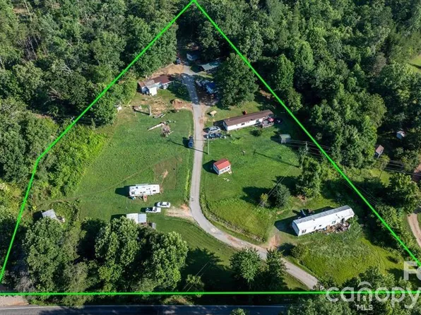 14 Calhoun Dr, Marion, NC 28752