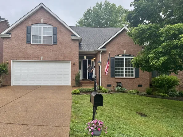 704 Sherbrooke Ct, Nashville, TN 37211