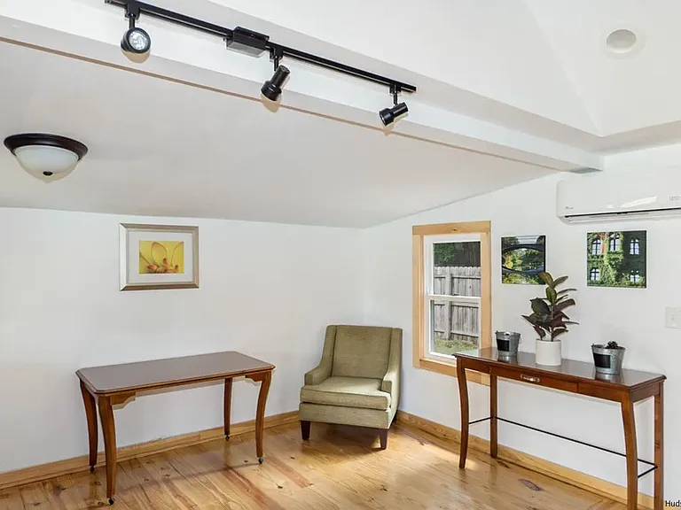 101-113 Glenerie Blvd #3 — Photo 11