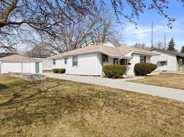 4832 34th AVENUE, Kenosha, WI 53144