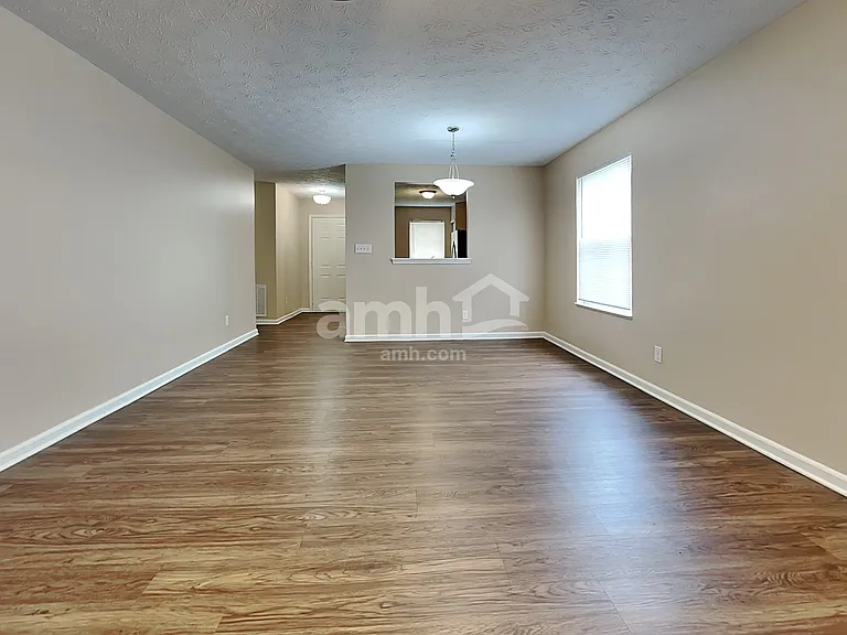 3416 Montgomery Dr — Photo 6