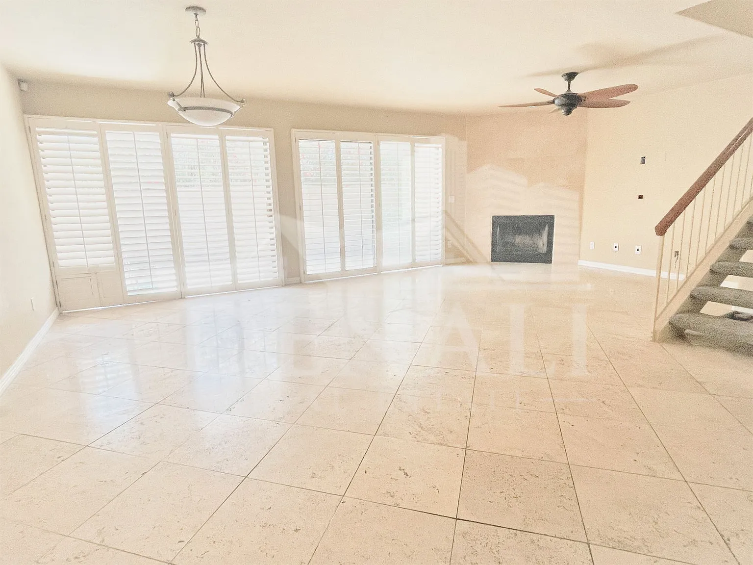 3 bed, 2.5 bath, 1678 sqft, $2,595 — Photo 4