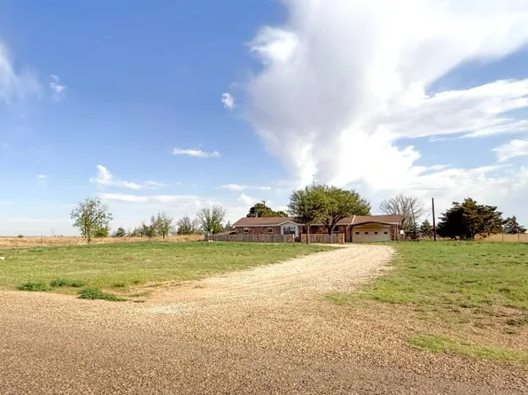 337 County Road 692, Seagraves, TX 79359
