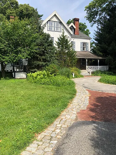 147 W Conestoga Rd Photo 1