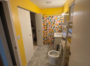 99 Linden Ln, Culloden, WV 25510