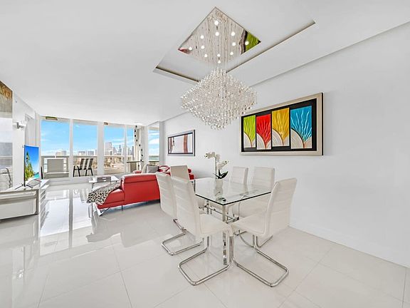 2nd image of 1717 N Bayshore Dr #Id1054078p
