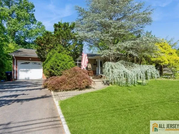 57 Jensen St, East Brunswick, NJ 08816