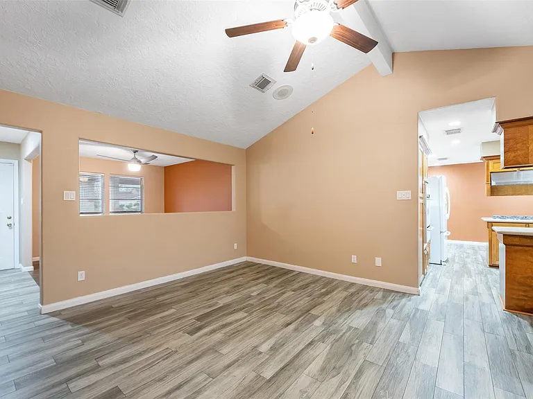 123 Ballantrae Ln — Photo 6