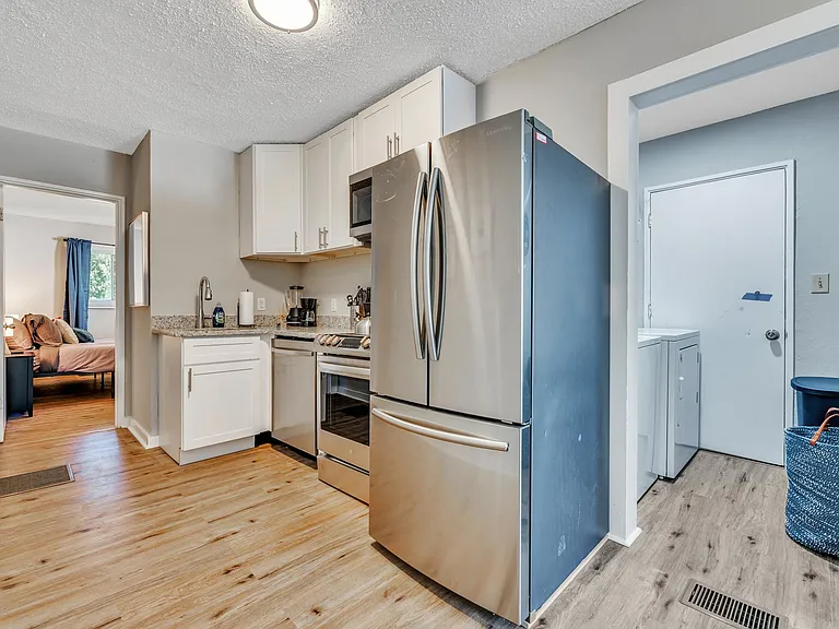 1329 Walker Ave #B — Photo 25