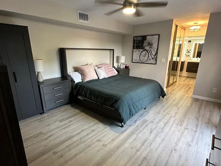 820 SW 120th Way — Photo 6