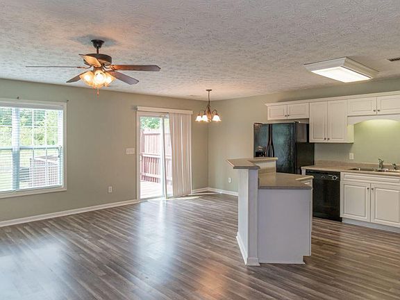 2nd image of 2707 Dotti Dr