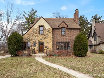 355 Lawndale Ave, Aurora, IL, 60506