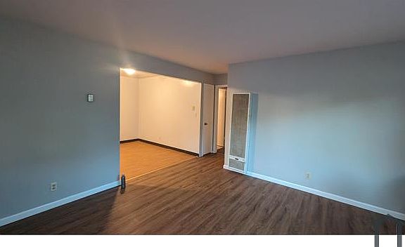 2nd image of 667 Pinto Dr