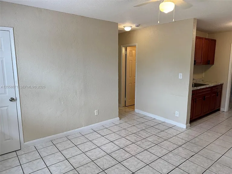 2352 NW 13th Ct — Photo 6
