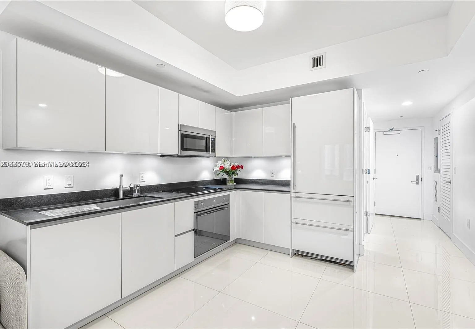 1010 Brickell Condo — Photo 4