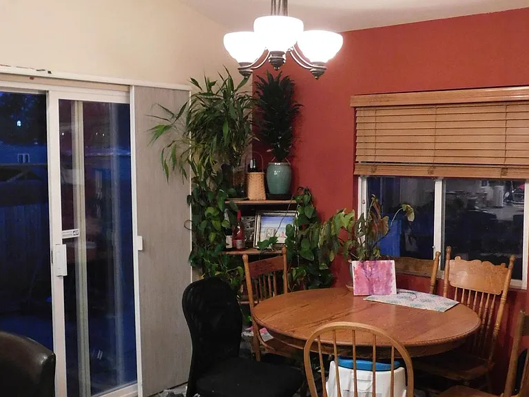 2425 Lexus Dr — Photo 10