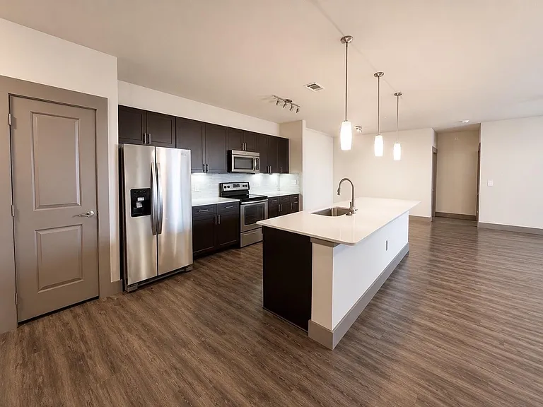 2033 S Gessner Rd #2105 — Photo 4