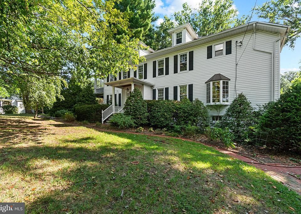 1st image of 4509 Maple Ave