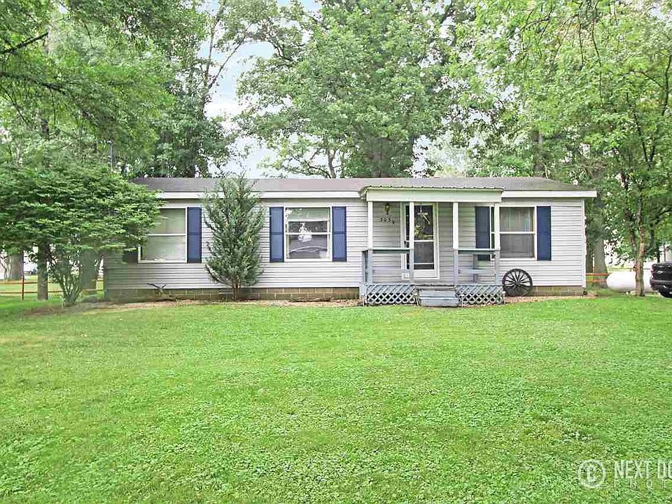 Saginaw Bay Canal front home!