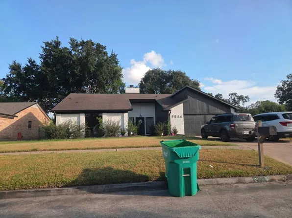 9846 Sageroyal Ln, Houston, TX 77089