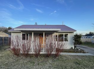 26 Prospect Dr, Queensbury, NY 12804