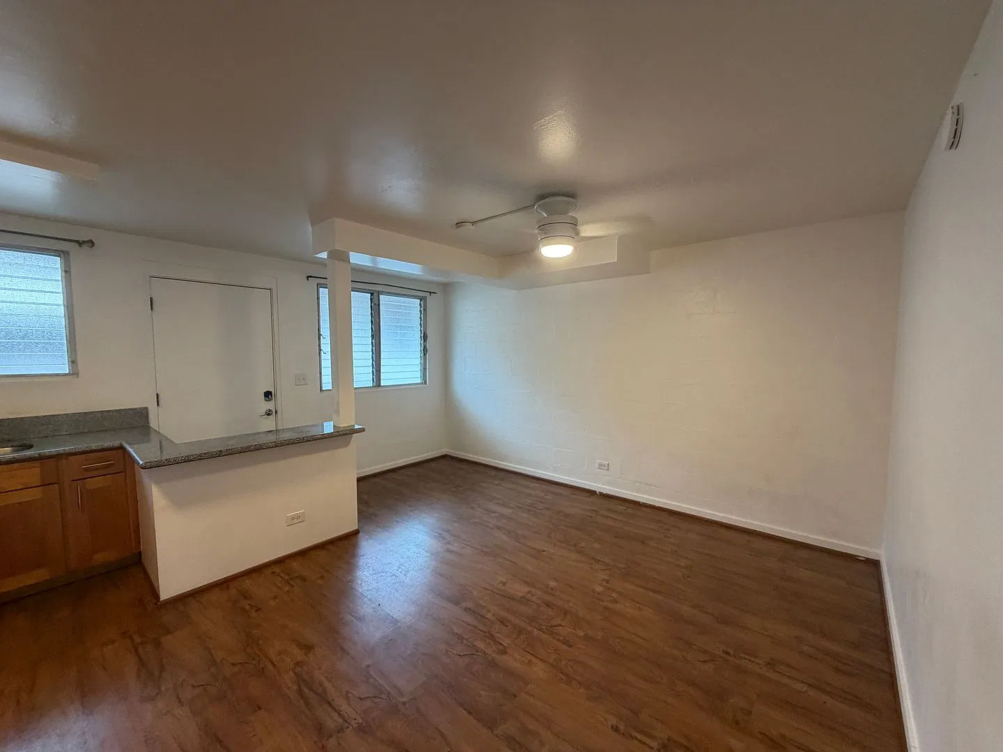 1226-1232 Young — Photo 3