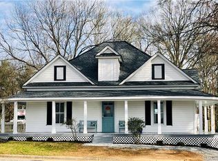 141 S Lackey St, Statesville, NC 28677