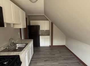 89 Hubinger St #3, New Haven, CT 06511