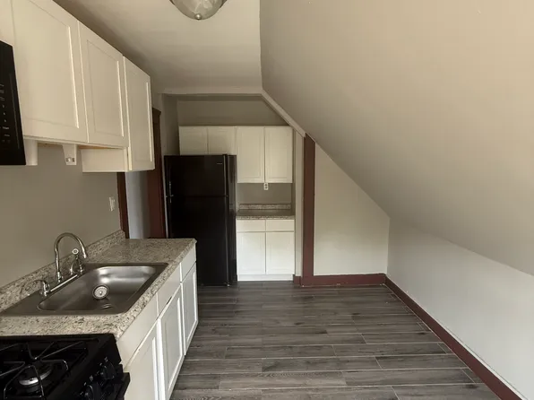 89 Hubinger St, New Haven, CT