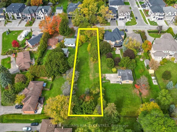 39 Maple Grove Ave, Richmond Hill, ON L4E 2V1