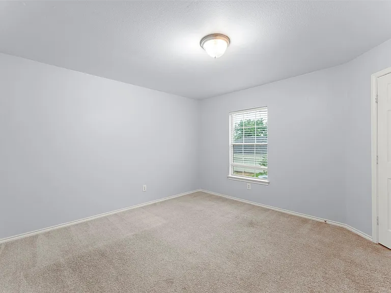 11745 Logan Ridge Dr — Photo 21