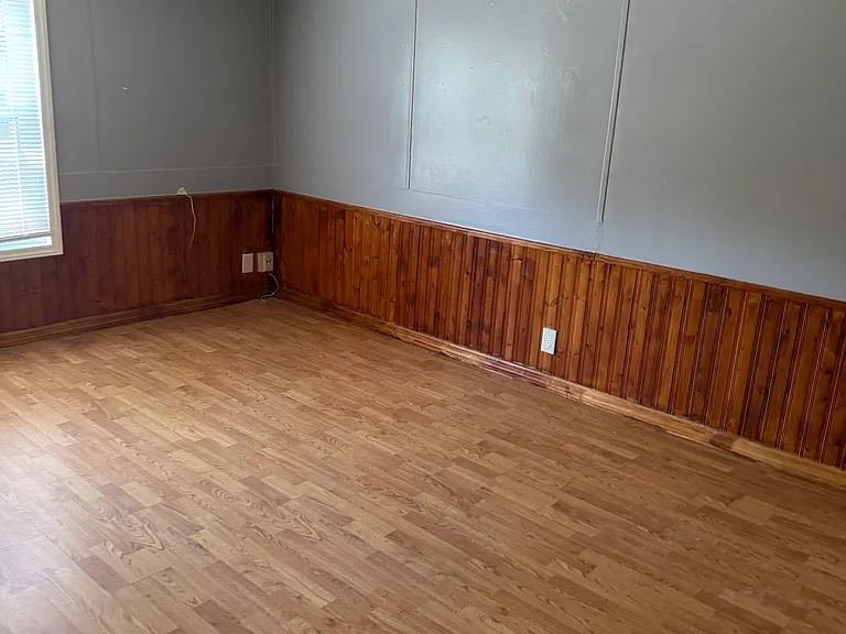 8743 Trilby Ave — Photo 10