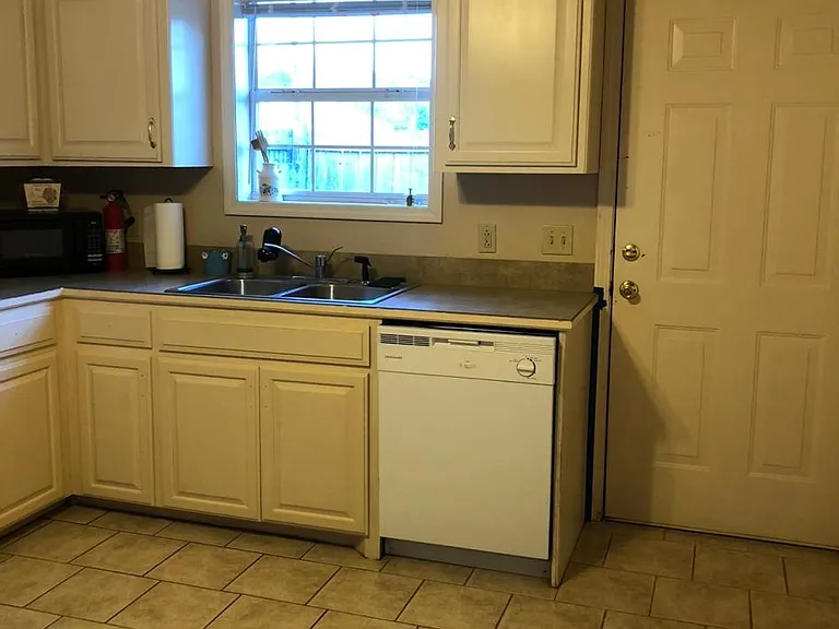 3614 A Miller Rd — Photo 4