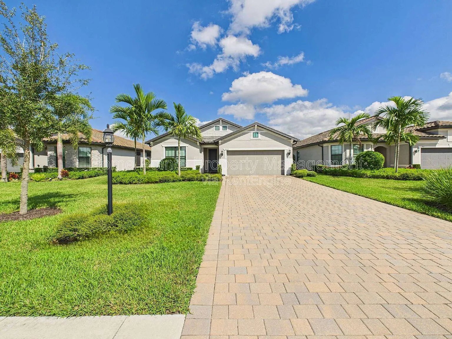 3 bed, 2.0 bath, 2010 sqft, $3,495 — Photo 2