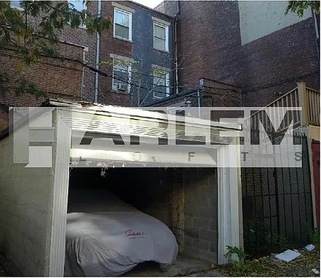 Sold by Harlem Lofts | media 9