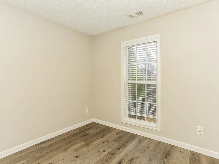 3830 Riverside Pkwy — Photo 14