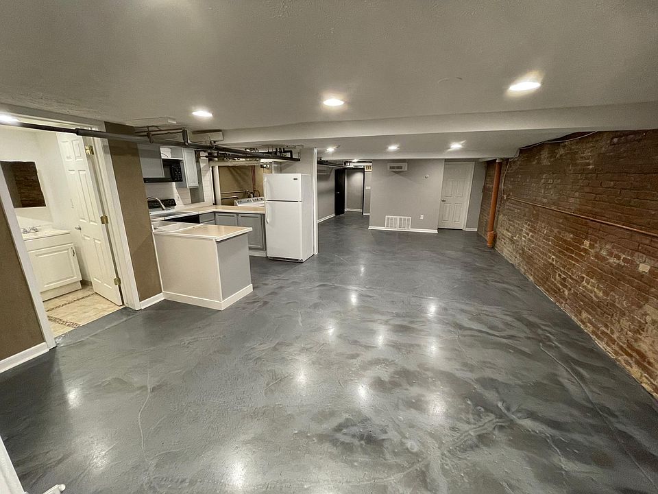 1st image of 1401 W 75th St #H