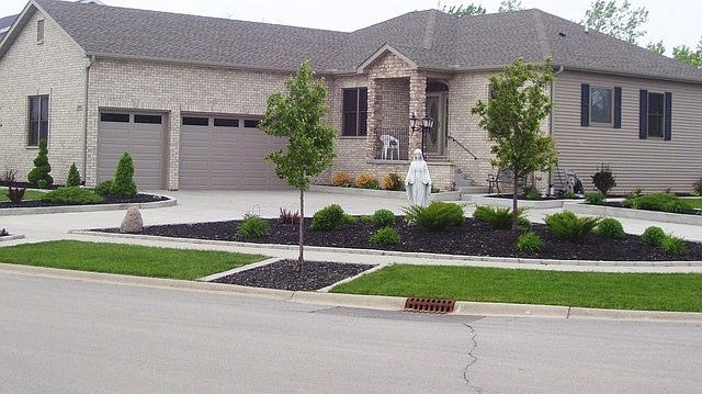 1st image of 300 S Enrietta Dr