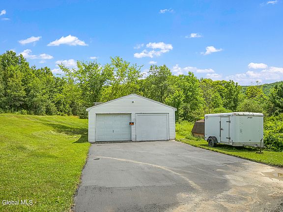 4th image of 126 Alvord Road