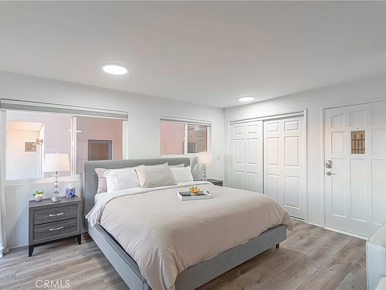 3430 Hermosa Ave — Photo 23