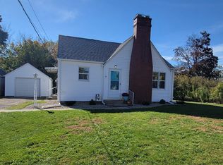 90 Auburn Ave, Shelby, OH 44875