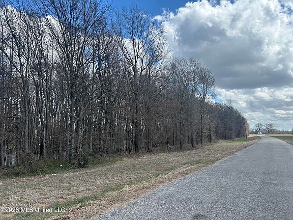 3rd image of Airport Rd