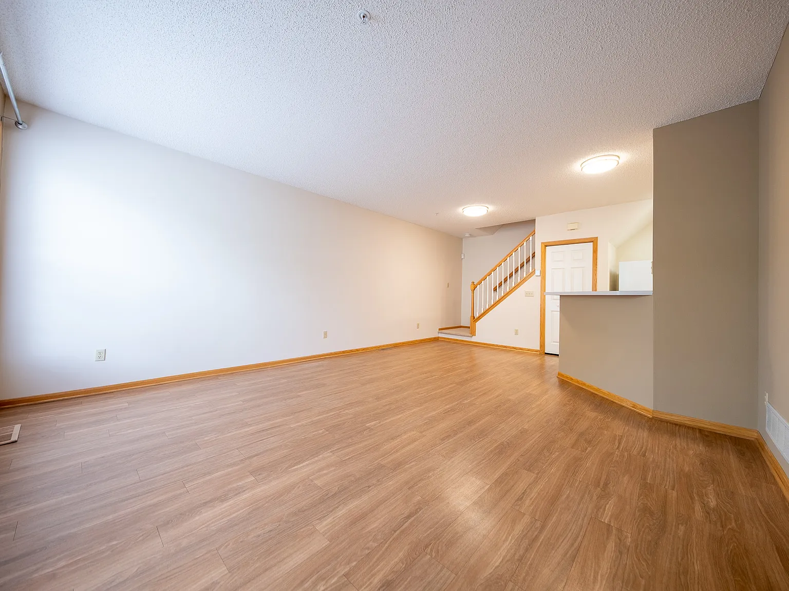 Lawndale Lane North, Plymouth (3605, Unit 15) RS CW1 - 15 — Photo 4