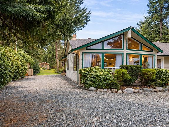 3rd image of 22558 Old Yale Rd