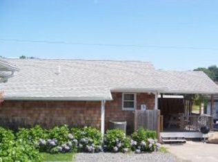 2 Durkin Dr, Narragansett, RI 02882