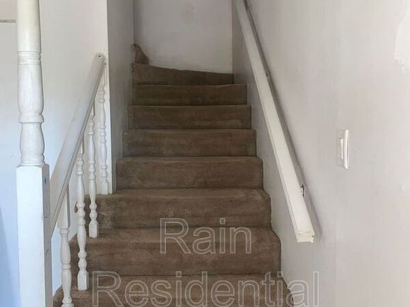 2nd image of 820 E Railroad St
