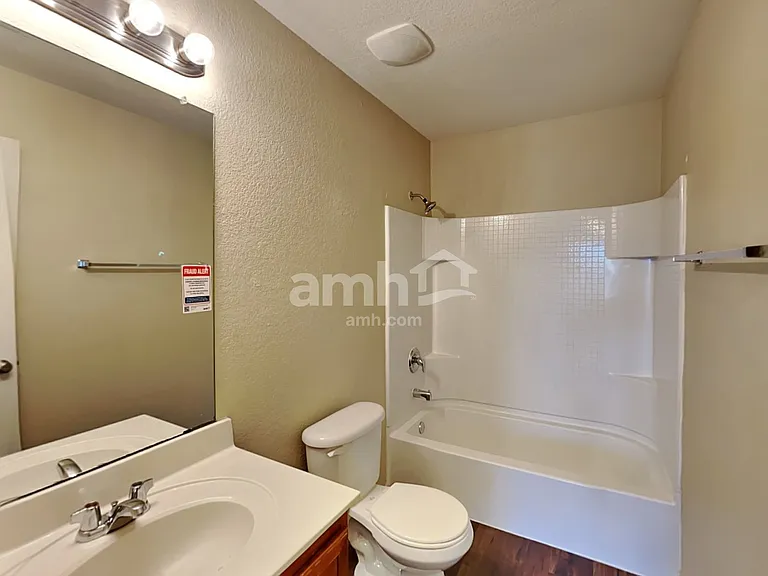 9829 Sparrow Hawk Ln — Photo 16