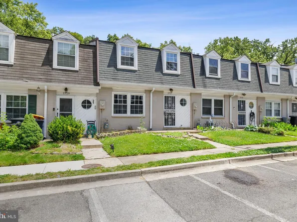 1717 Dutch Village Dr Unit M-398, Landover, MD 20785