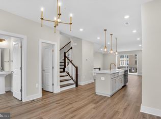 2710 Light St, Baltimore, MD 21230